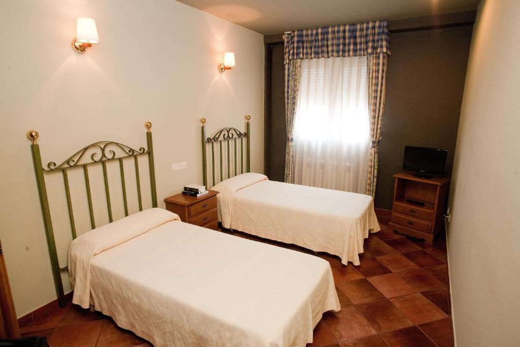 Hotel El Balcon Avilés Pokój zdjęcie