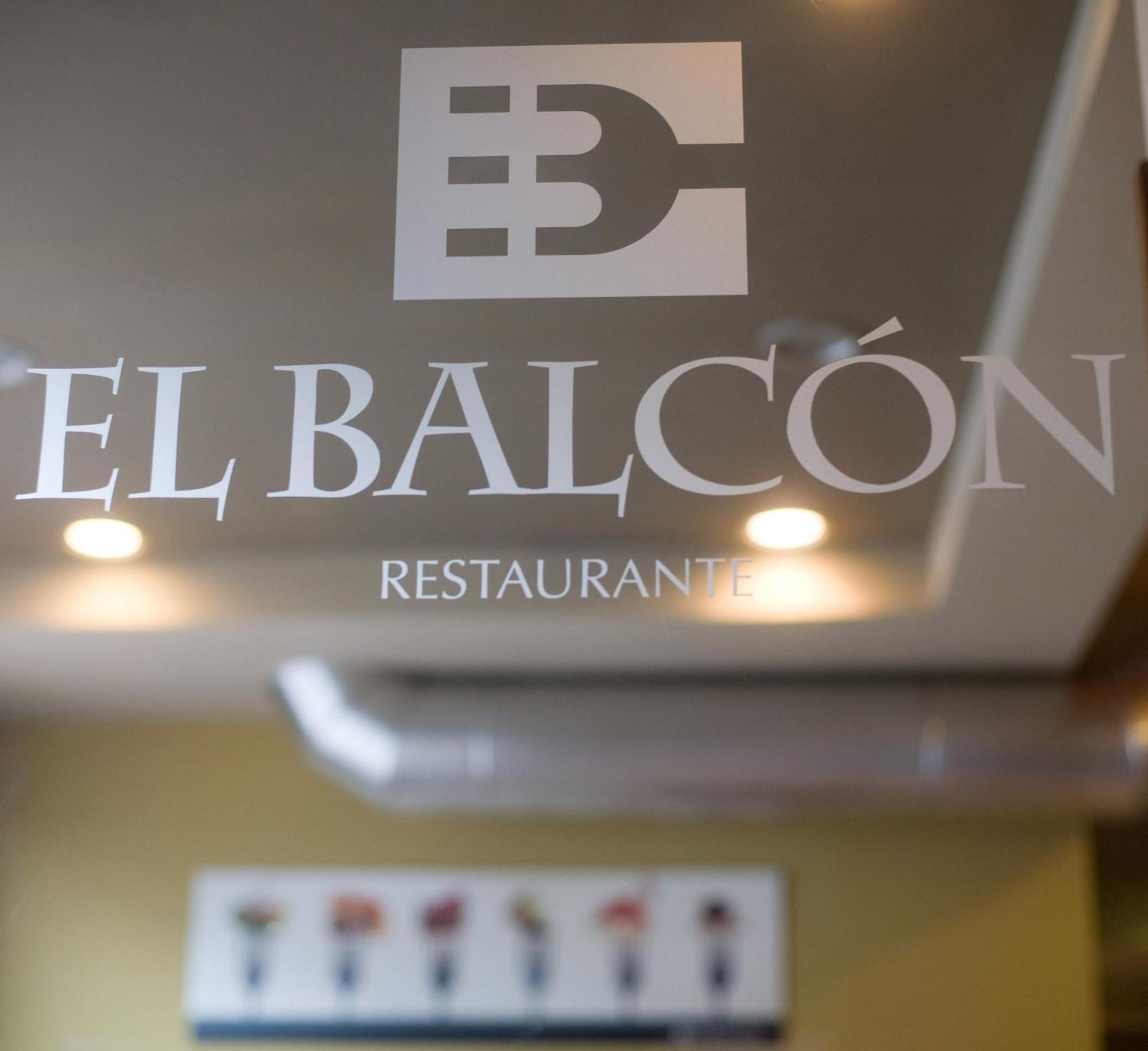 Hotel El Balcon Avilés Zewnętrze zdjęcie